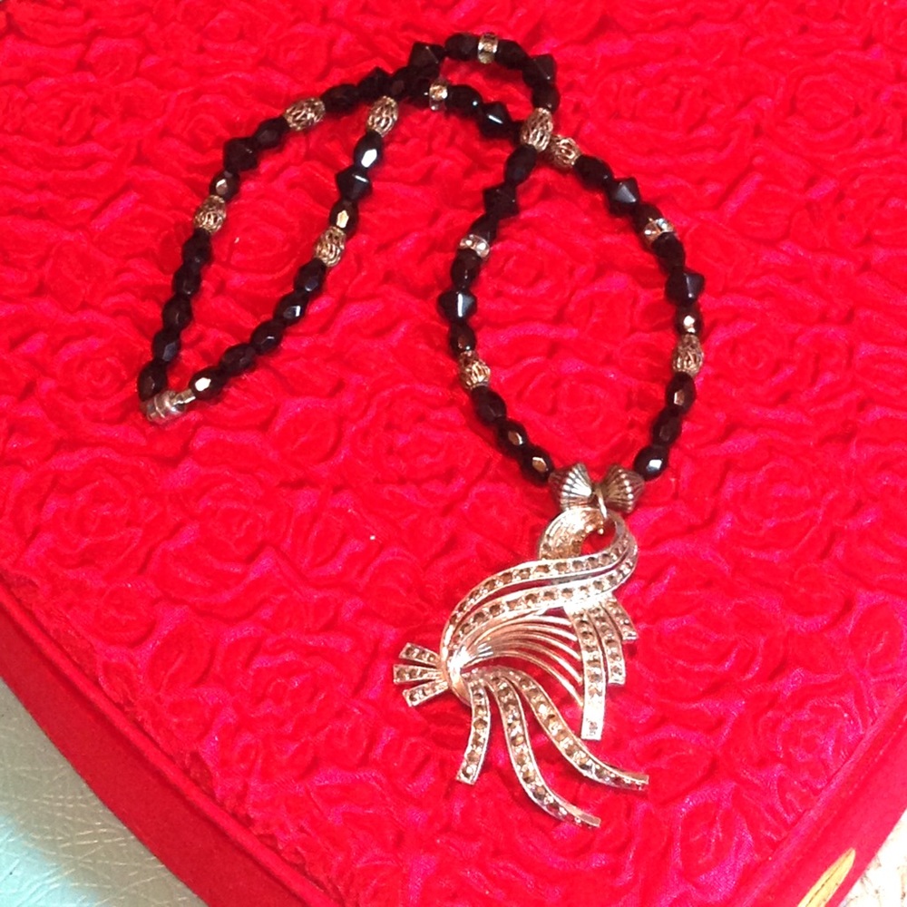 Vintage Pendant with Onyx and Silver Necklace